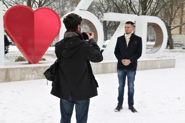 Az i love Ózd feliratnál is forgattak