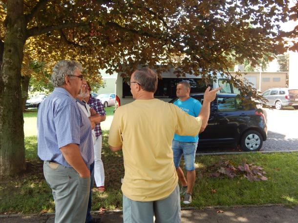 Delegáció a Bolyki főúton