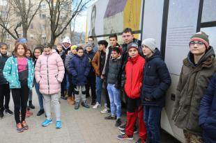 Az Ózdi Apáczai Csere János Általános Iskola diákjai végeztek a buszlátogatással.