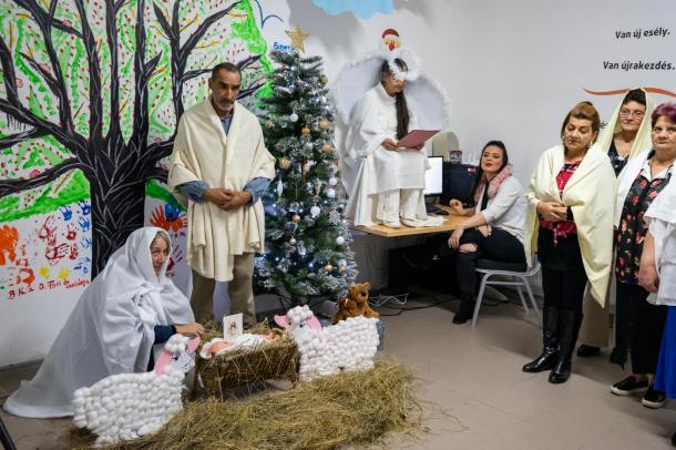 A Kis Jézus születését elevenítették meg az Új Esély Központ ellátottjai.