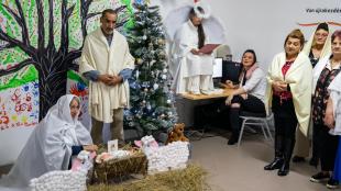 A Kis Jézus születését elevenítették meg az Új Esély Központ ellátottjai.