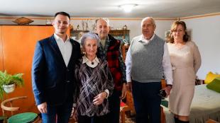 90. születésnapján köszöntötte Közantal Lajosnét családja és  Janiczak Dávid polgármester.