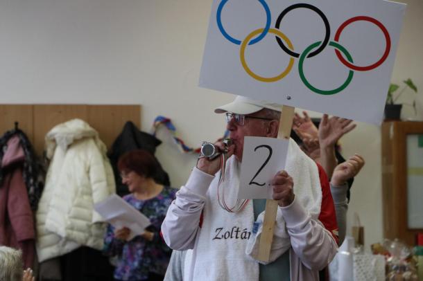 Olimpikon úszók is felvonultak.