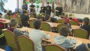Konfliktus kezeléssel kapcsolatos bemutatón vettek részt a Vasvár Úti Általános Iskola diákjai.