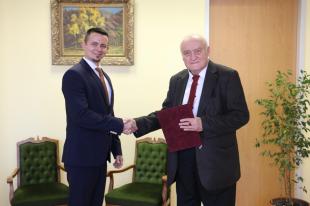 Polgármesteri elismerésben részesült dr. Csízi Zoltán.