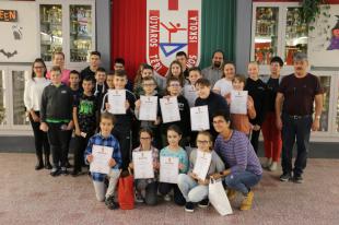 Sikeresen szerepeltek a Bolyai Matematika Csapatversenyen az Újváros Téri Általános Iskola diákjai.