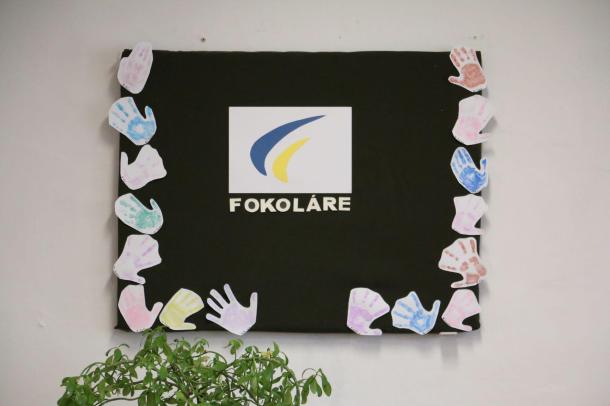 A KOHÓ önkéntes csapata évek óta együttműködik a Fokoláre Mozgalommal.