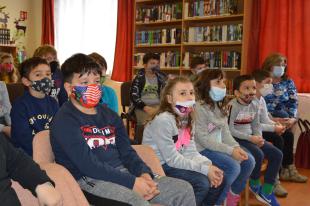 Az író-olvasó találkozóra ezúttal a Vasvár Úti Általános Iskolából érkeztek diákok.
