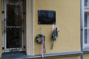 Emléktáblát avattak Korényi Lajos tiszteletére, aki 1953-tól 1983-ig volt az ózdi Erkel Ferenc Zeneiskola alapító igazgatója.