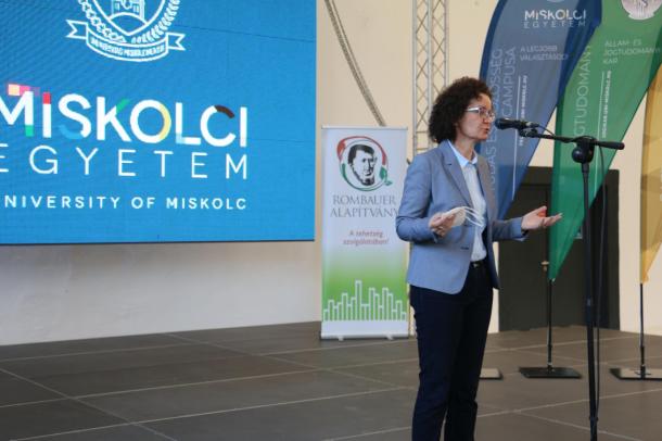 Az eseményt Prof. Dr. Horváth Zita, a Miskolci Egyetem rektora nyitotta meg.