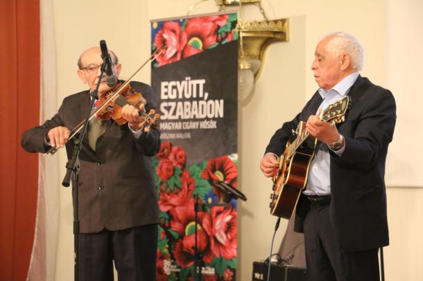 Balogh Rudolf és Berki Lajos zenei produkciói is színesítették az eseményt.