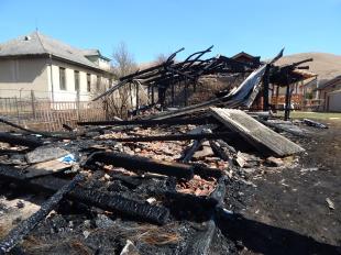 Szombaton Urajon egy komplett melléképület vált a tűz martalékává. Több, mint tízmillió forintos a kár.