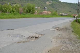 A javítási munkálatok mintegy kilencszáz méteres szakaszt érintenek a Mekcsey István úton.