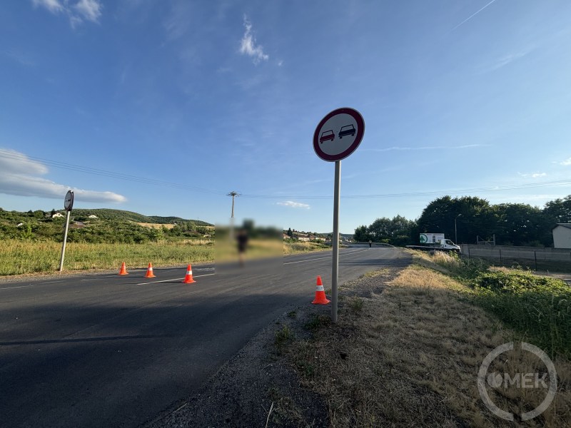 A helyszínelés idejére teljes útzár volt érvényben.