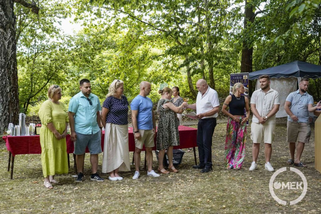 A vándorserleget a Központi Sterilizáló és Kórházhigiénés Szolgálat csapata nyerte el.