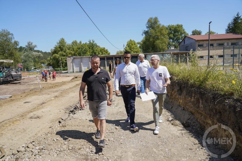 Bejáráson a projekt felelősei.