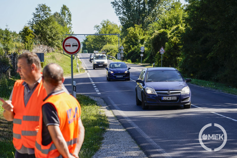 Halad a forgalom az érintett szakaszon.
