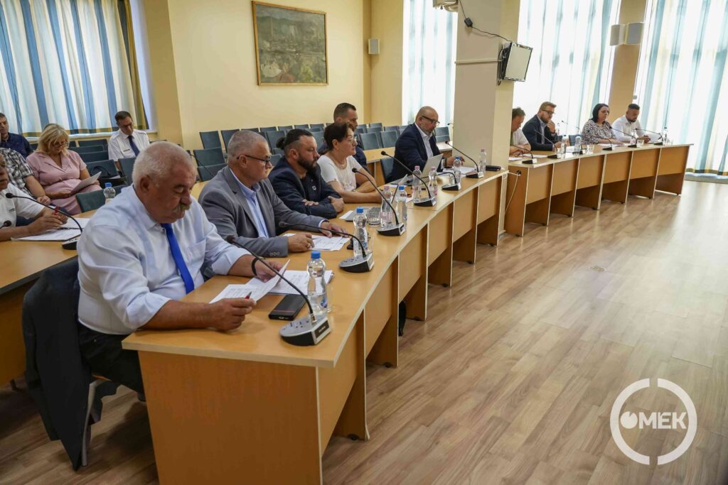 Totál kép a megjelentekről.