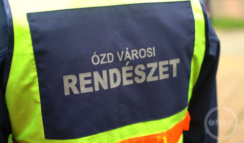 Az Ózd Városi Rendészet munkatársai találták meg az elkövetőt.