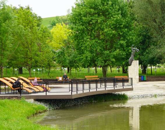 Ózdi tó és környéke képen