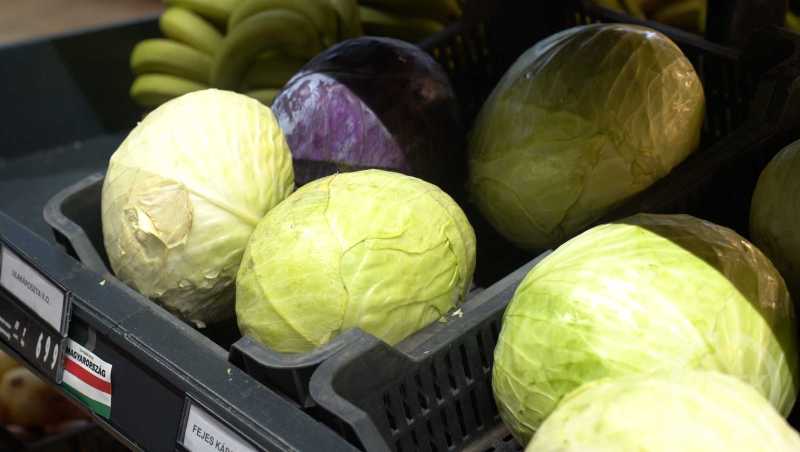 A káposzta is felkerült a listára.