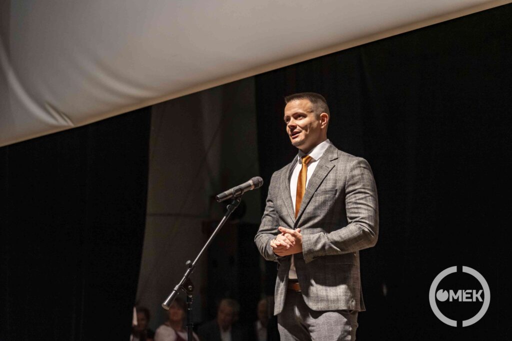 Janiczak Dávid polgármester mondott köszöntőt.