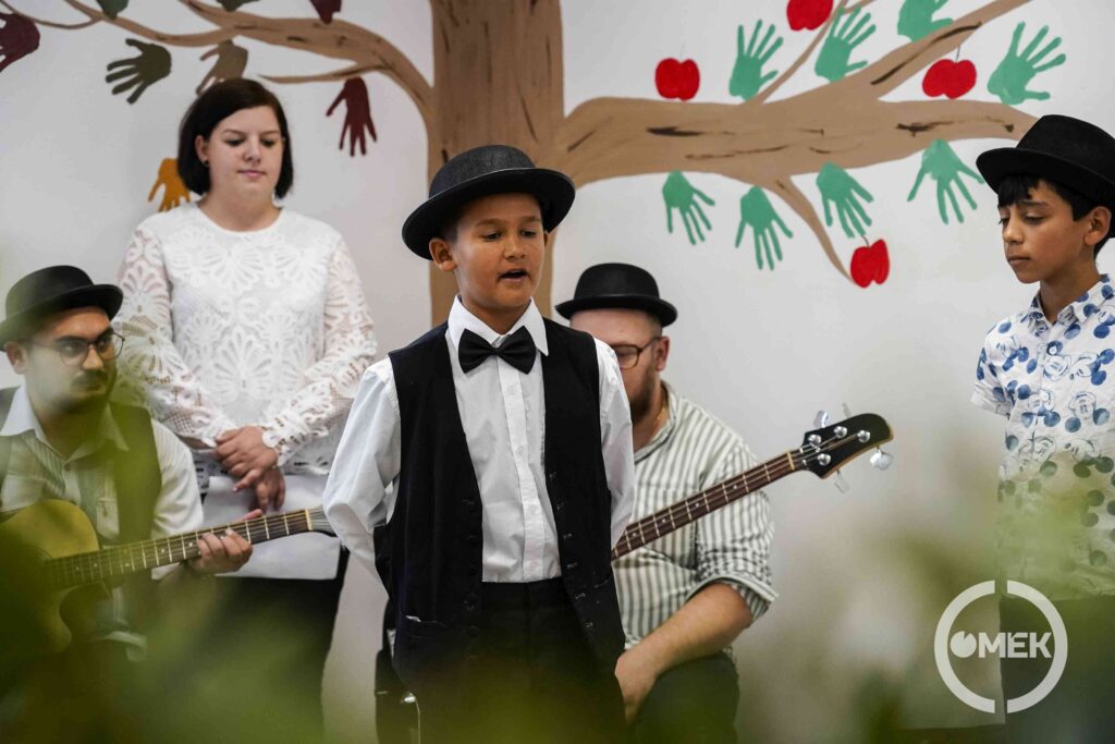 Többen is szavaltak.