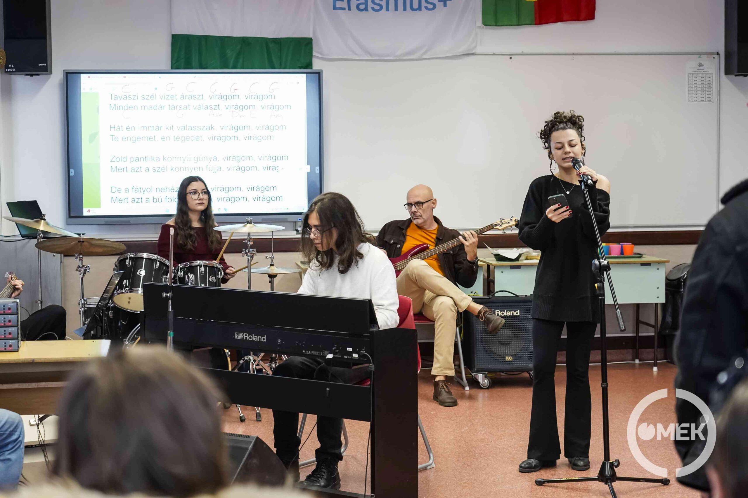 A török diákok zenéltek SZIKSZI-ben.