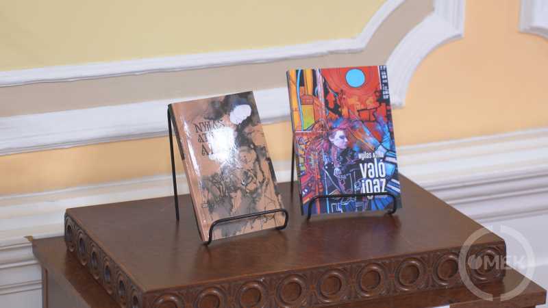 Való igaz – Könyvbemutatót tartottak az Ózdi Városi Könyvtárban.