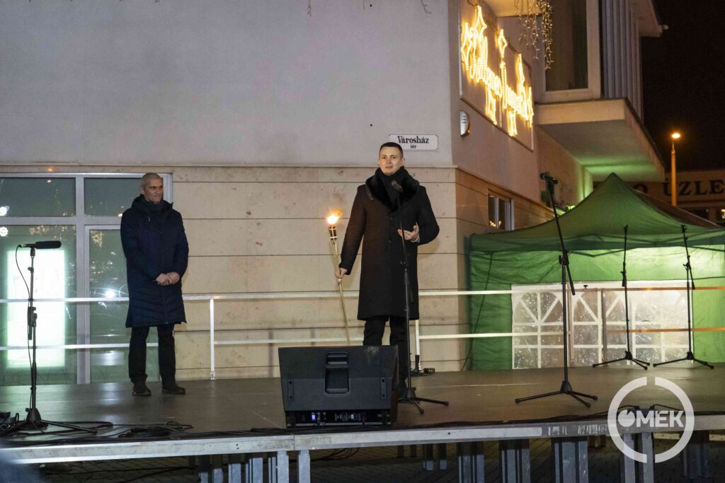 Janiczak Dávid a színpadon.