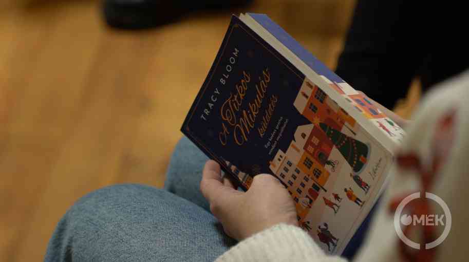 A Titkos Mikulás-küldetés című könyv volt a közös olvasmány.