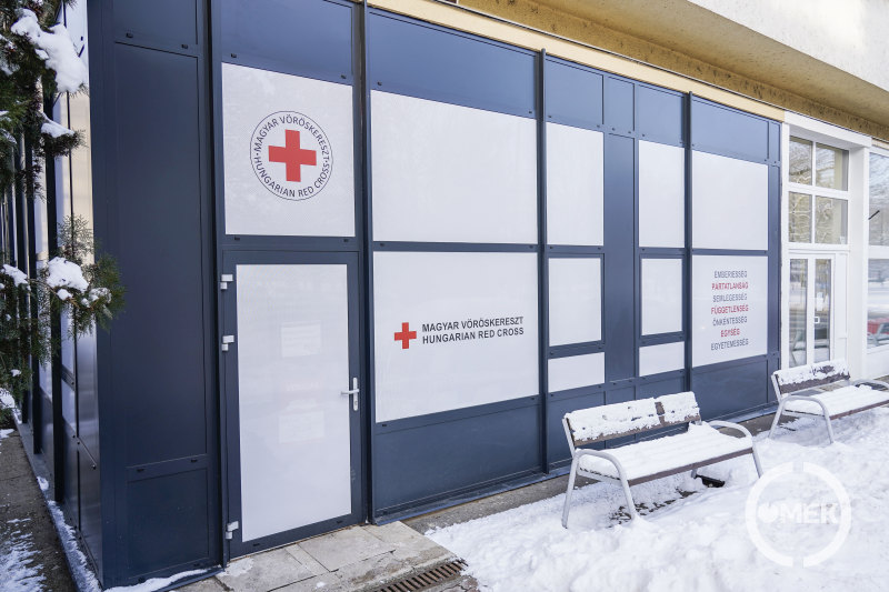 A Vöröskereszt helyi irodája a Bolyki főút 27-be költözött.