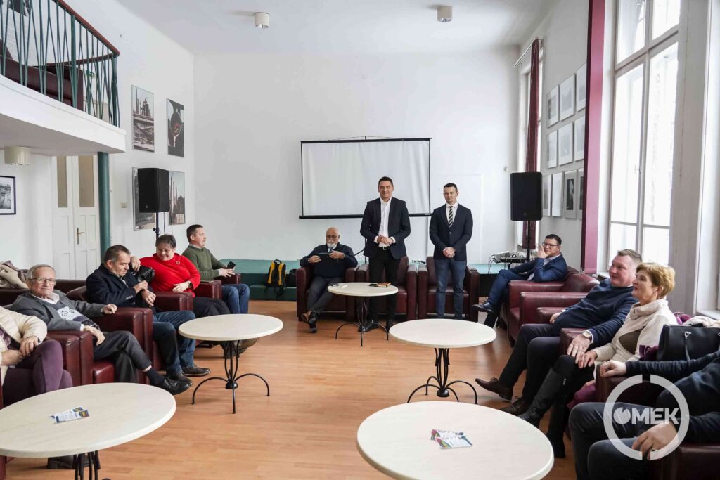 Új év, régi hagyományok.