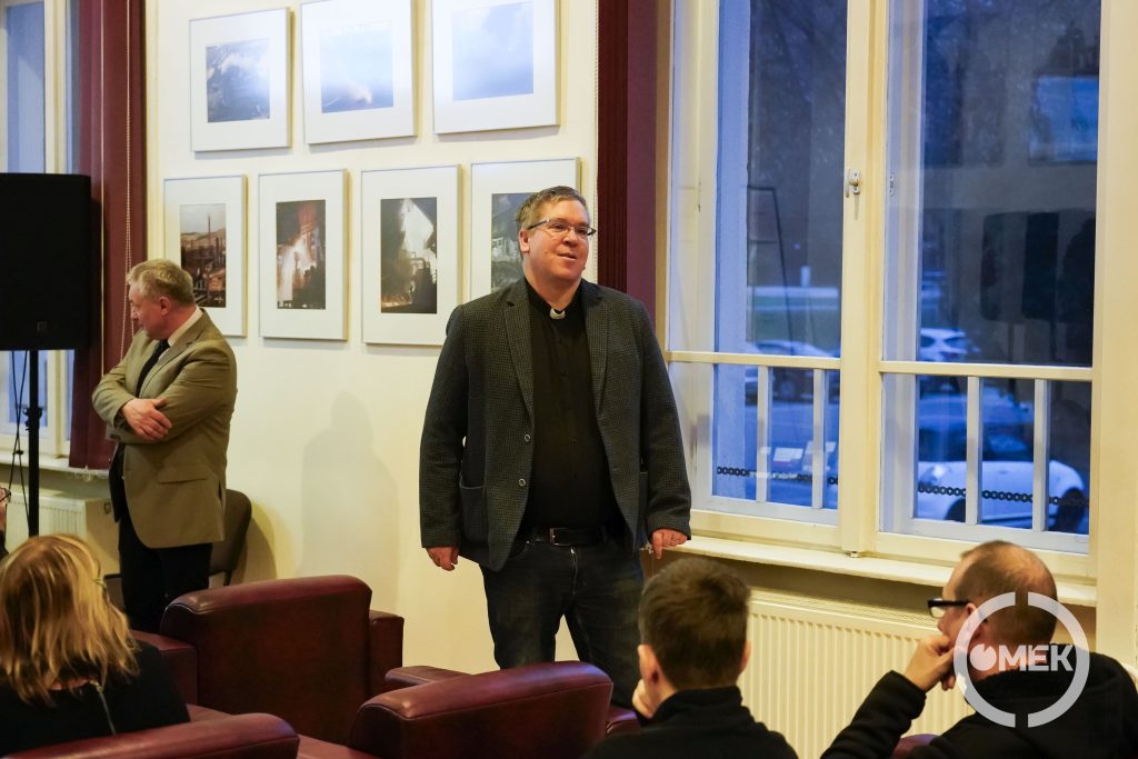 Bodnár Dániel görögkatolikus parókus köszönti a jelenlévőket.