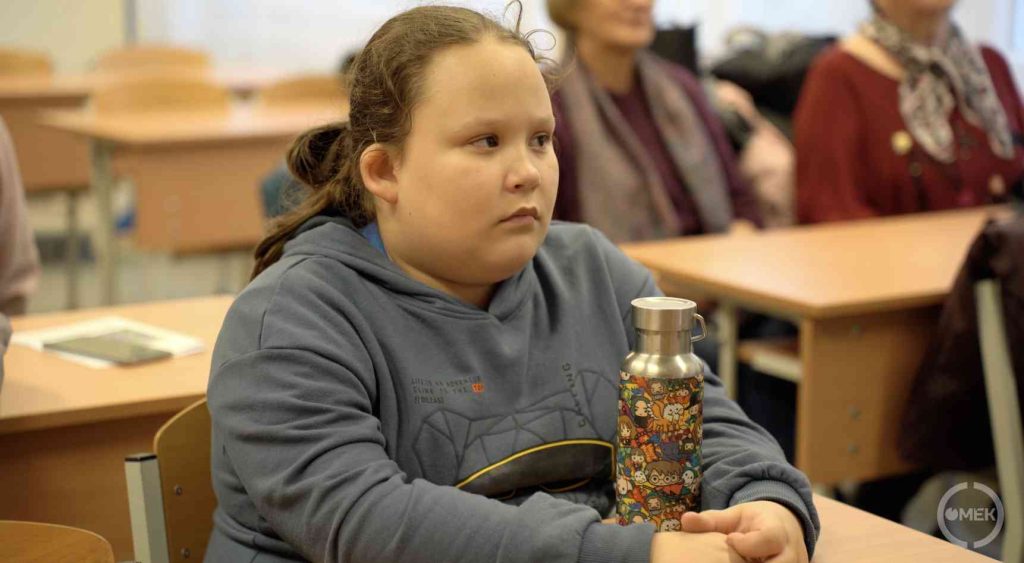 Diákok is eljöttek az előadásra.