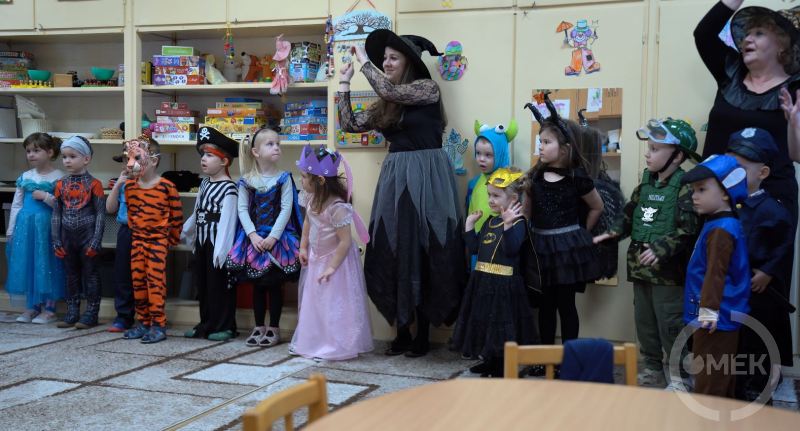 A legkisebbek is jelmezben.