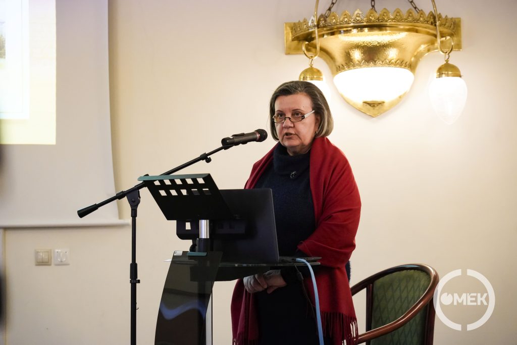 Pósa Judit, a társaság elnöke adott betekintést Pósa Lajos életébe.