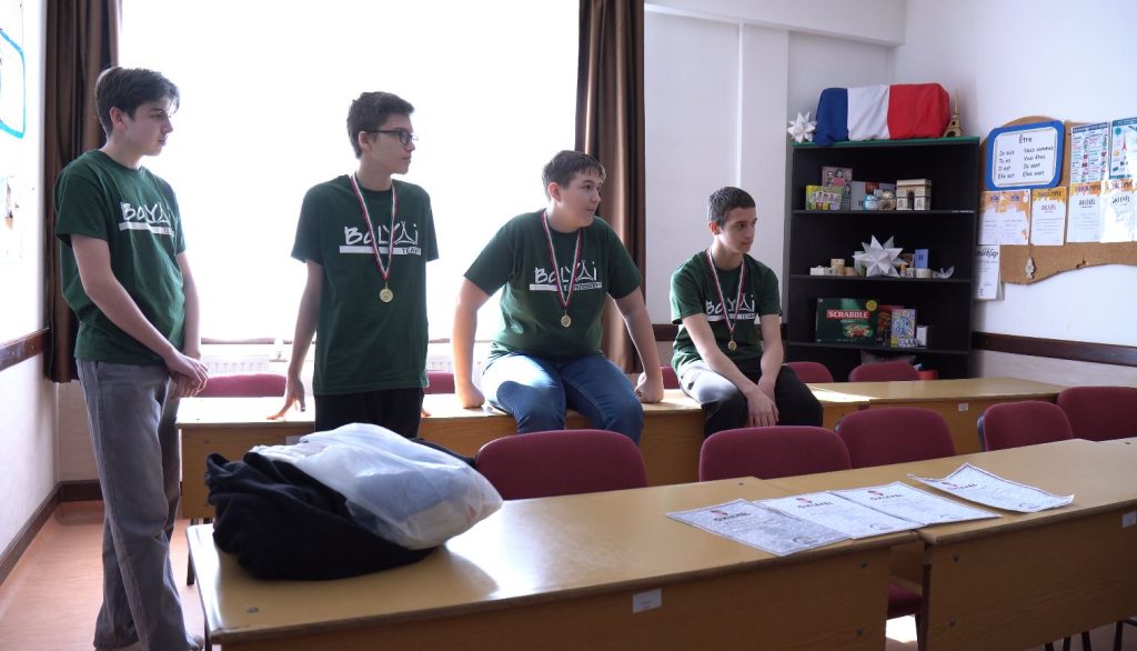 A Bolyai Matematika Csapatversenyen vettek részt a Szikszis diákok.