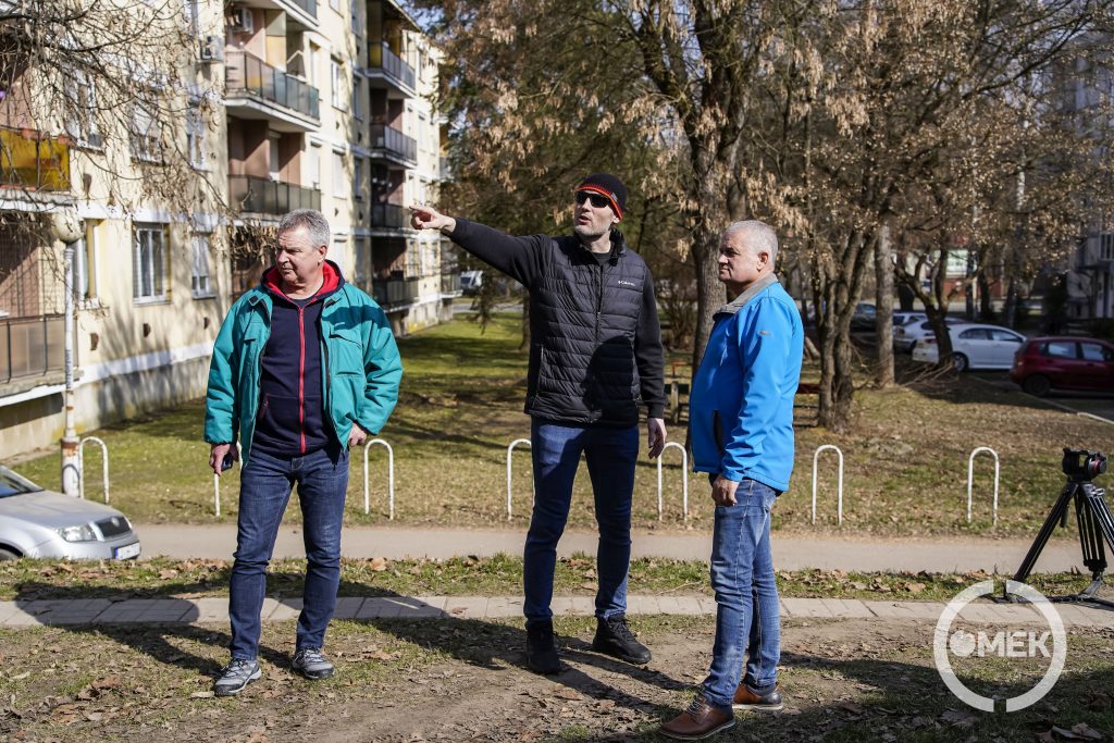 A nyomvonal annak megfelelően módosul majd, hogy merre kell kevesebb gyökeret átvágni.