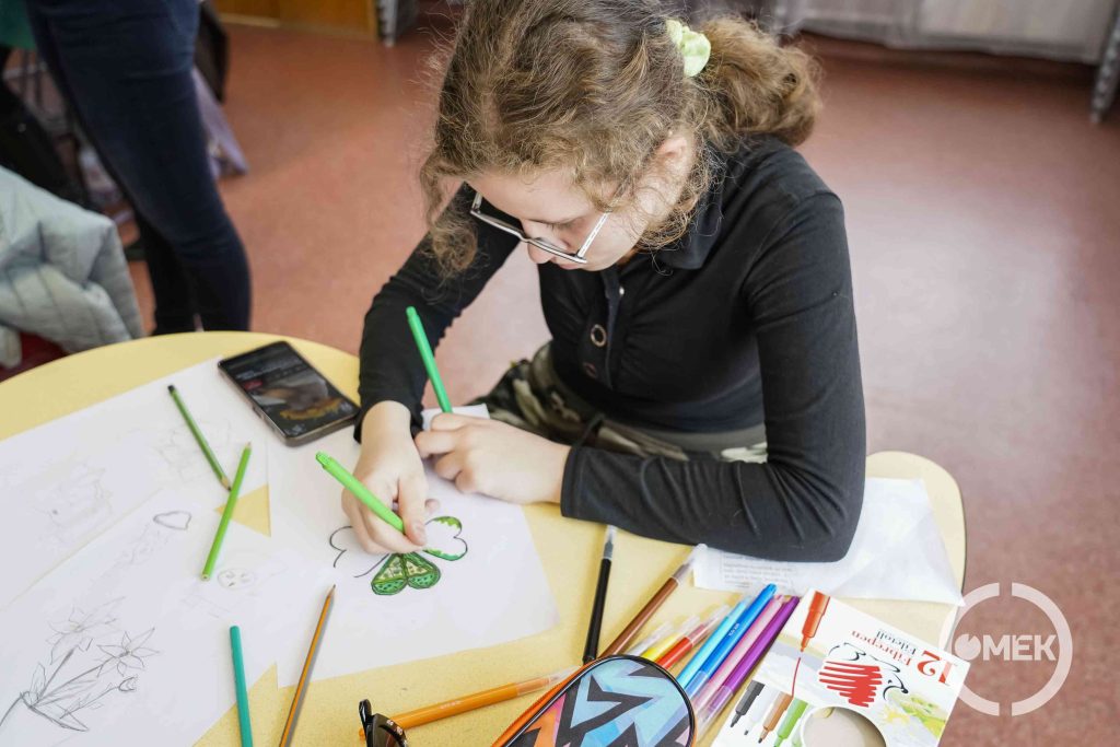 Készülnek a szimbólumok.