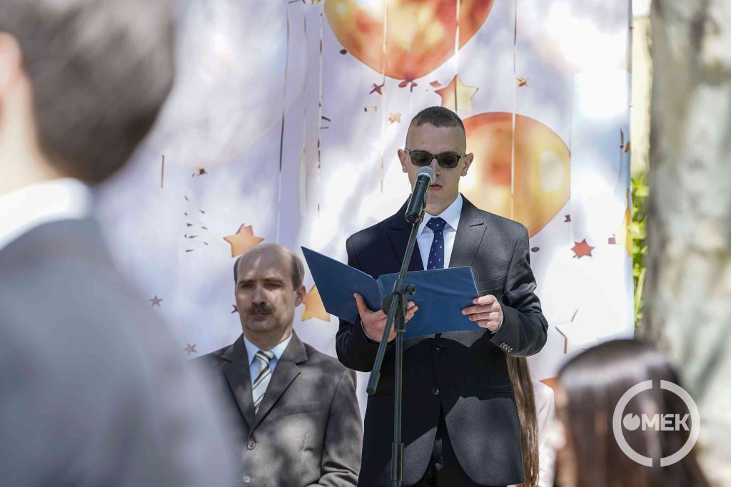 A maradók nevében pedig Csanádi Bence köszönt el.