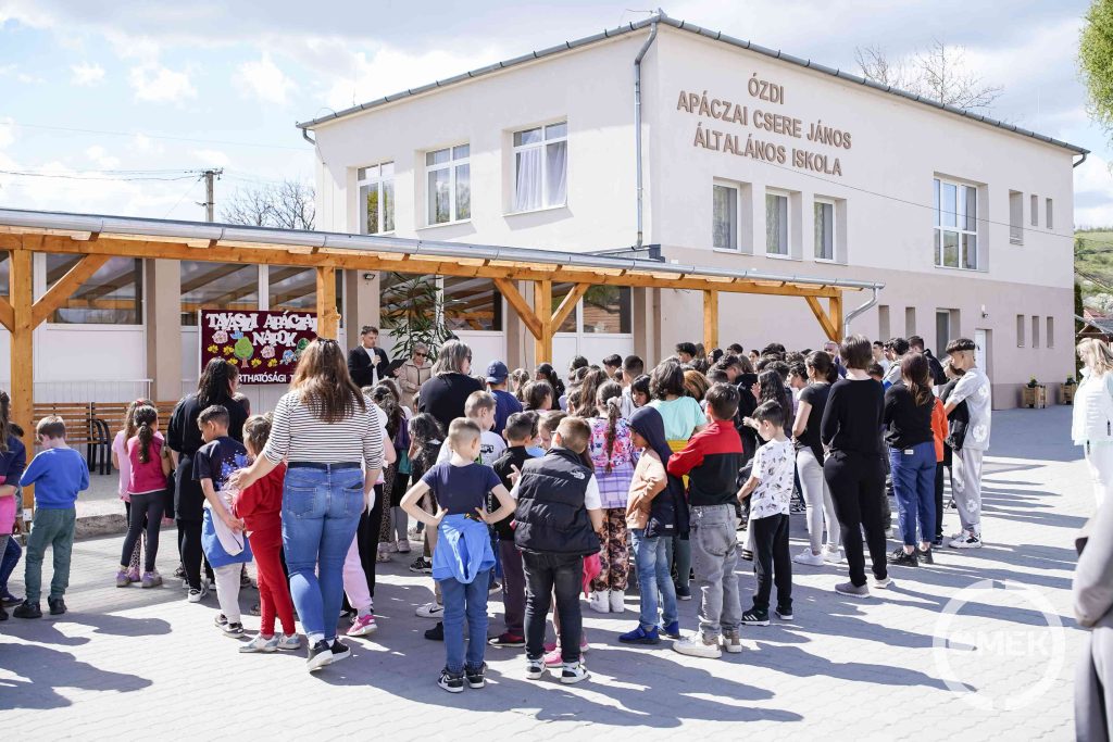 A rendezvény helyszíne távolról.