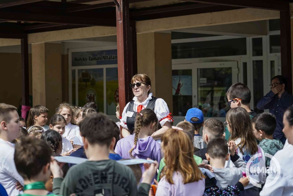 Elekné Holló Hilda a program szervezője.