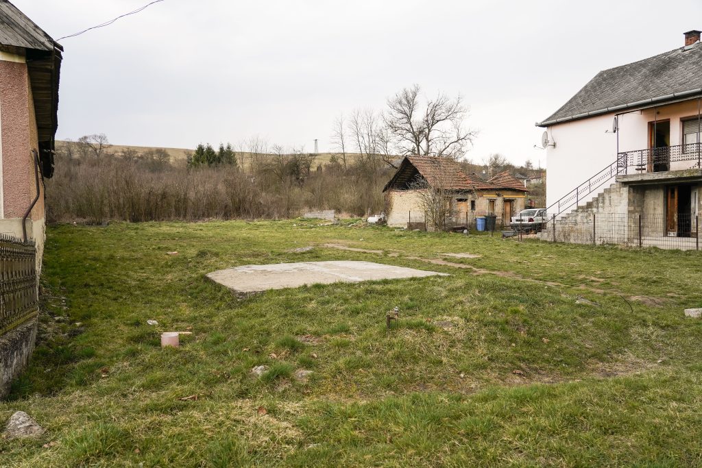 A 3600 Ózd, Uraj út 28-30. szám alatti terület.