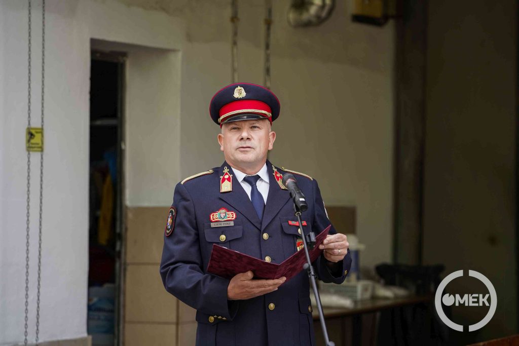 Czene Zsolt tűzoltóparancsnok.