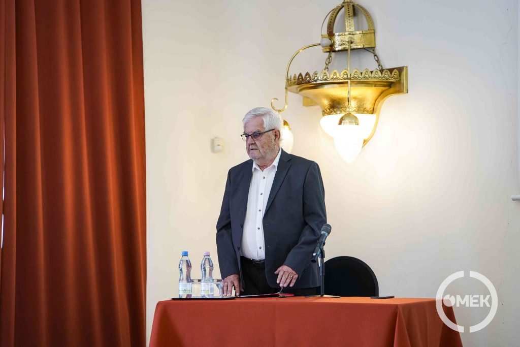Dr. Grega Oszkár, címzetes egyetemi tanár.