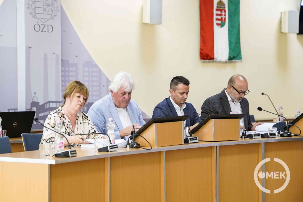 Egyhangúlag szavazott minden javaslatról a Pénzügyi és Gazdasági Bizottság.
