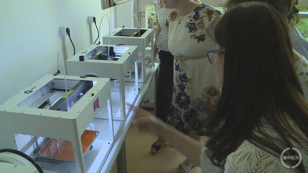 A 3D nyomtatók beüzemelése.