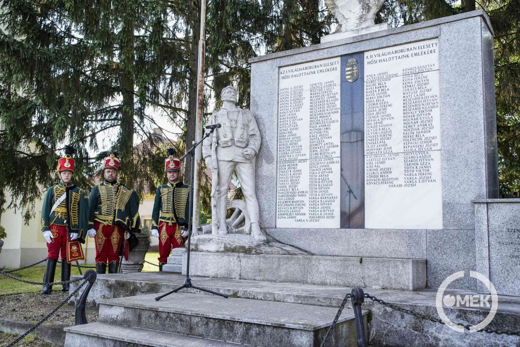 A Magyar Hősök Emléknapját május utolsó vasárnapján tartják hazánkban.