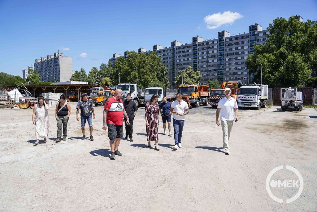 Az Ózdi Városüzemeltető Intézmény eszközparkját is szemrevételezték.
